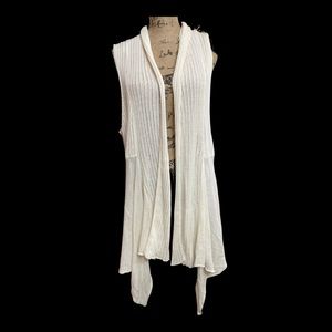 Plus size Gap Sleeveless sweater👚